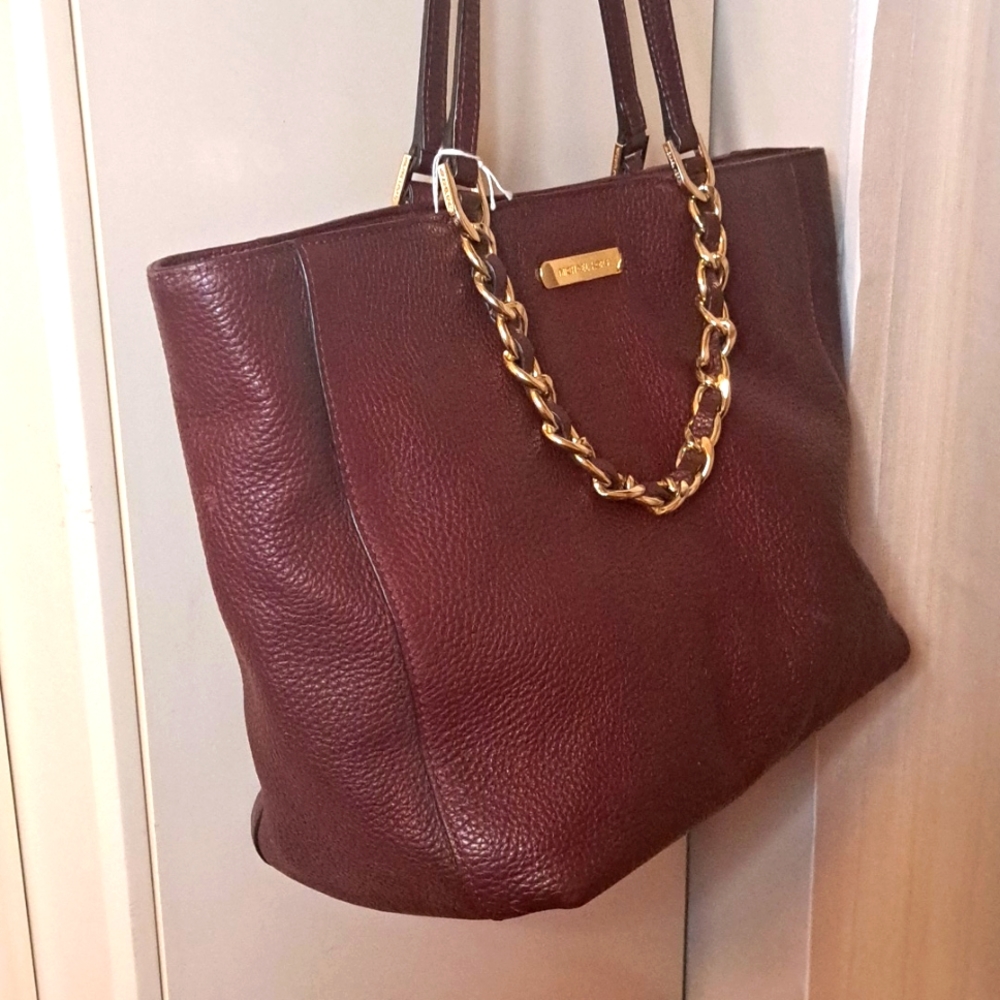 Michael Kors Burgundy/Merlot Pebble Leather Shoulder/Sat… - Picture 4 of 15